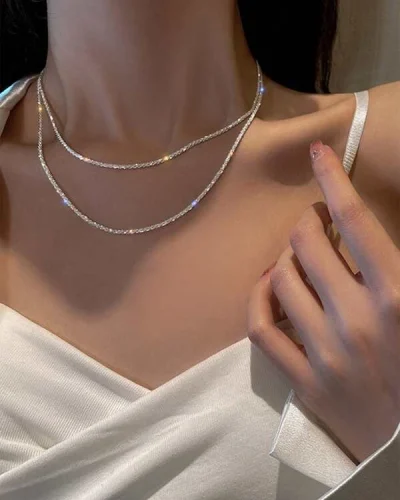 COLAR PRATA EM CAMADAS DECORAÇÃO DE STRASS